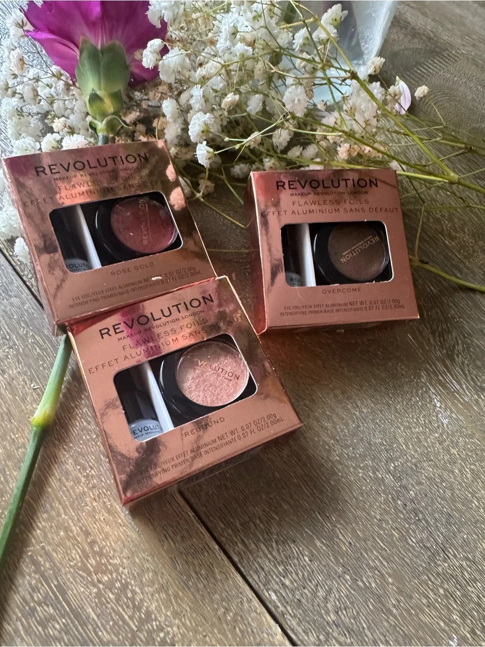 Revolution Flawless Foils Metallic Eyeshadow Rose Gold, Overcome, Rebound